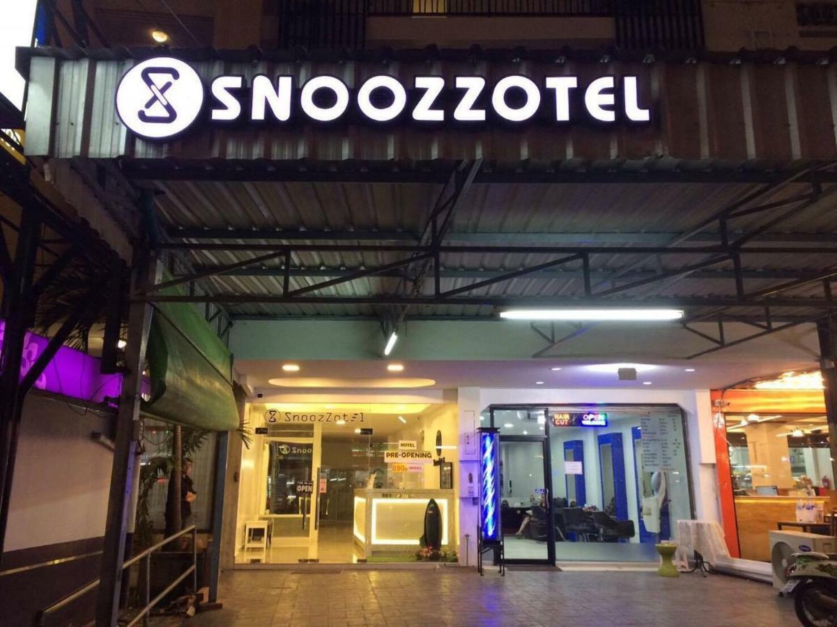 Snoozzotel Pattaya Extérieur photo