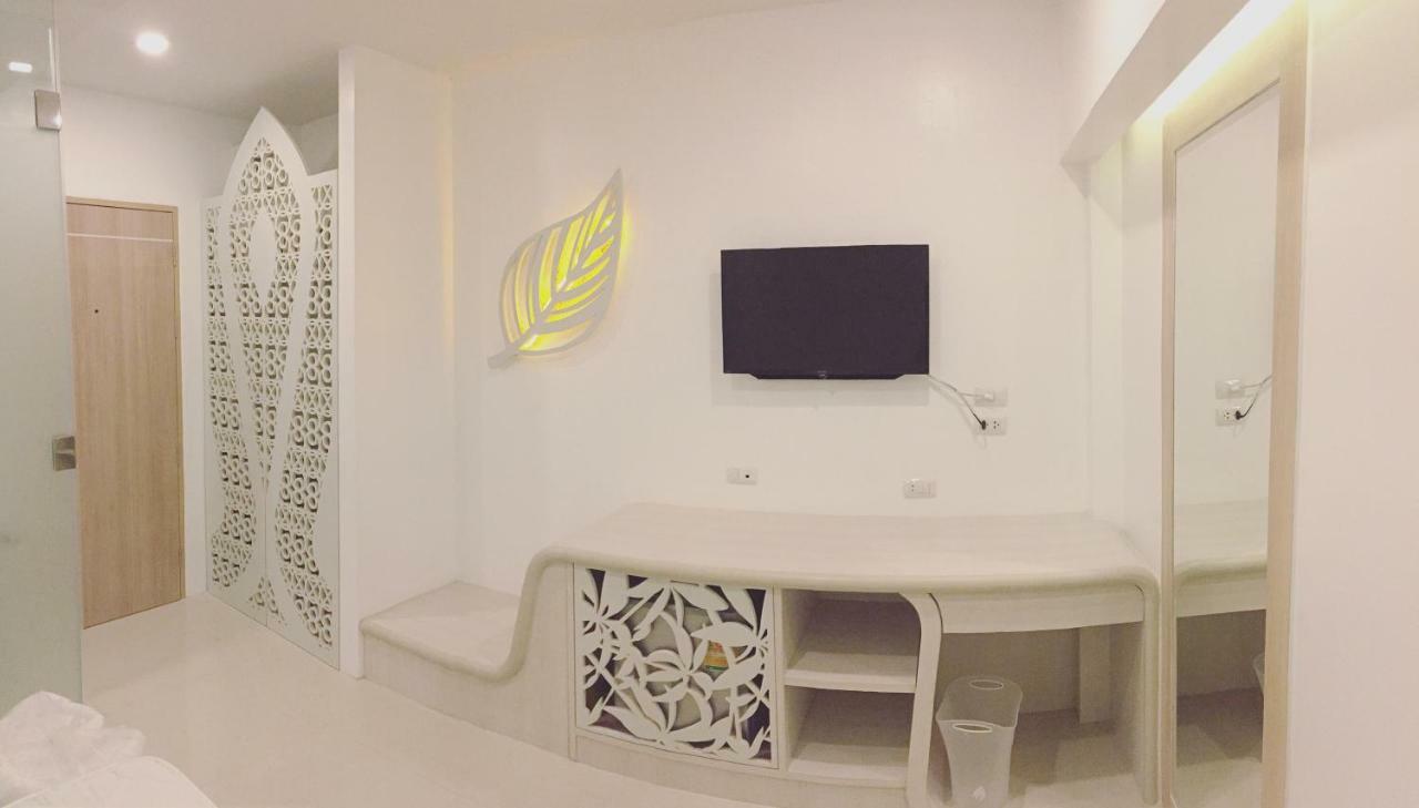 Snoozzotel Pattaya Extérieur photo