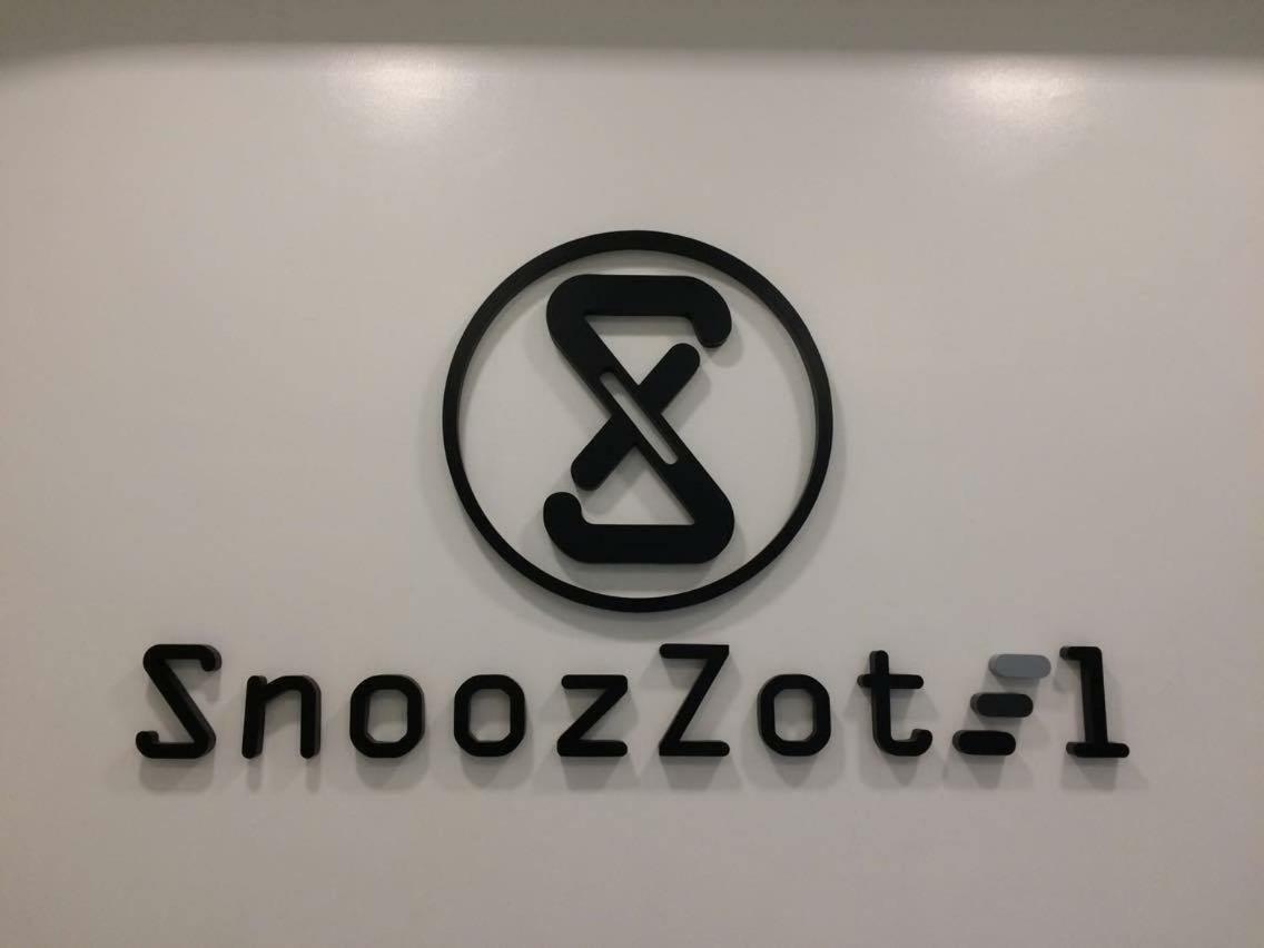 Snoozzotel Pattaya Extérieur photo